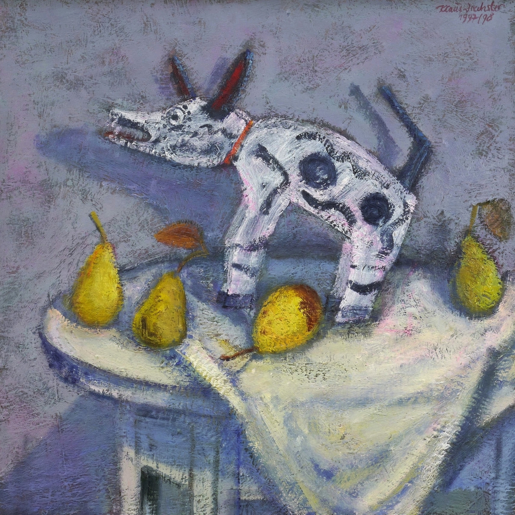 Birnenstillleben mit weißem Holzhund