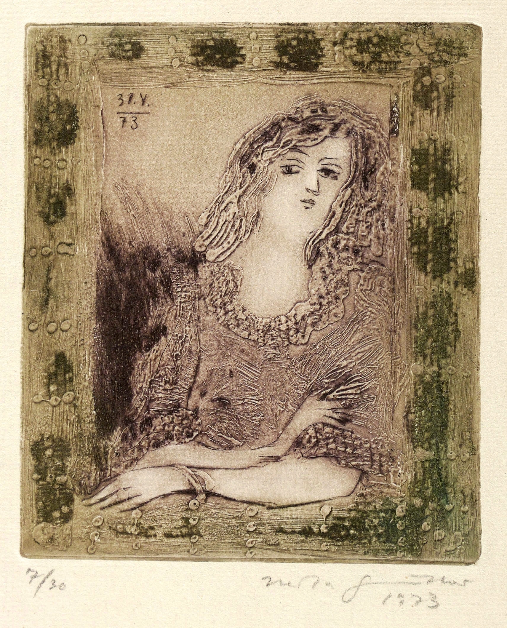 Mädchen aus dem Rahmen blickend